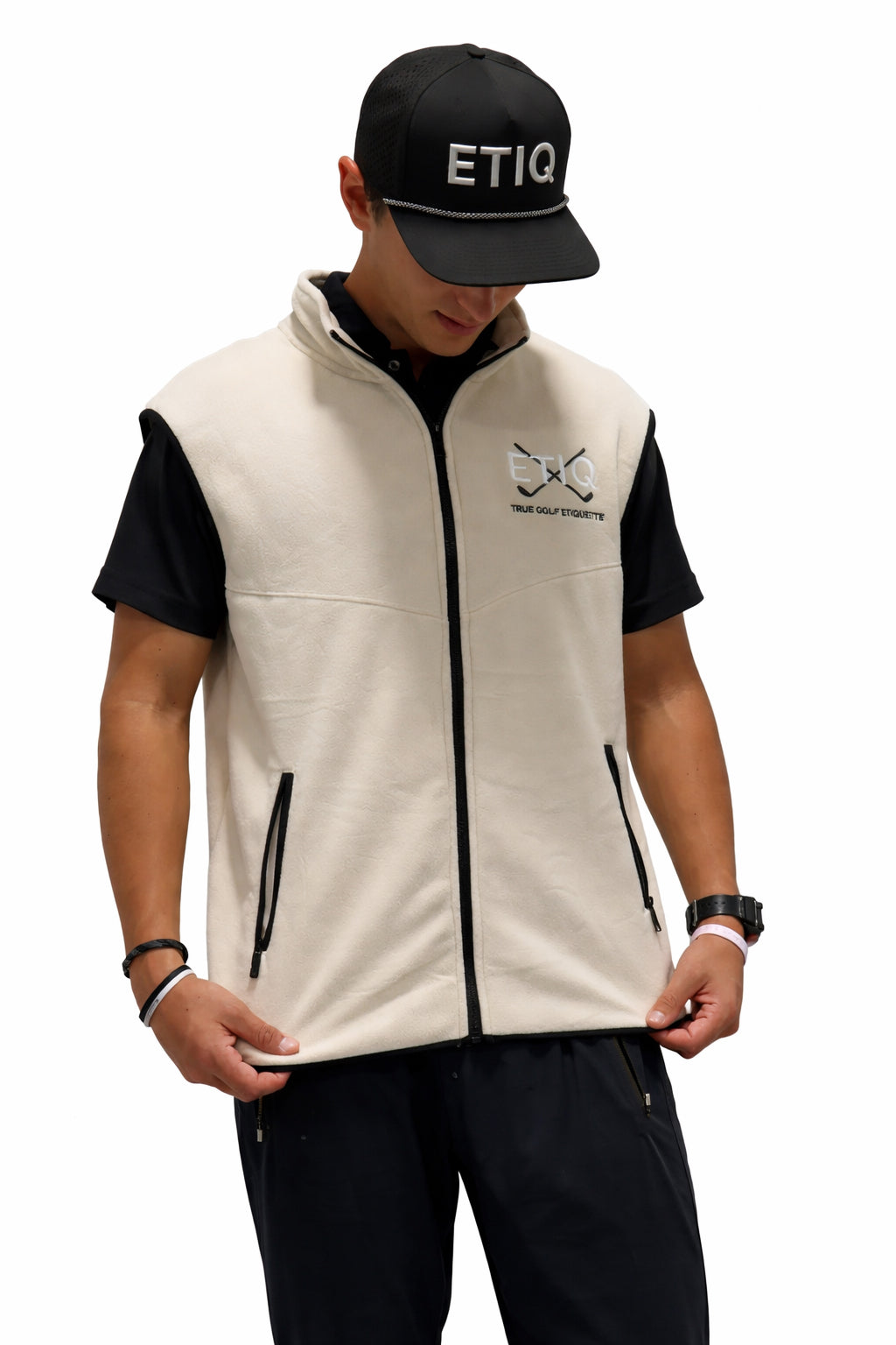 ETIQ “Sand" Sleevless Vest